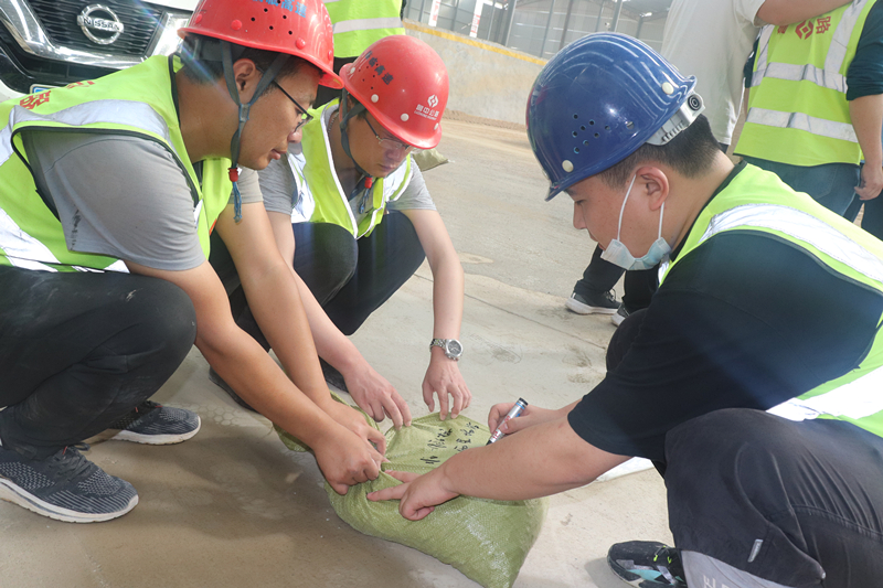 山東省交通科學研究院西里綜合場站現(xiàn)場取樣標識_副本