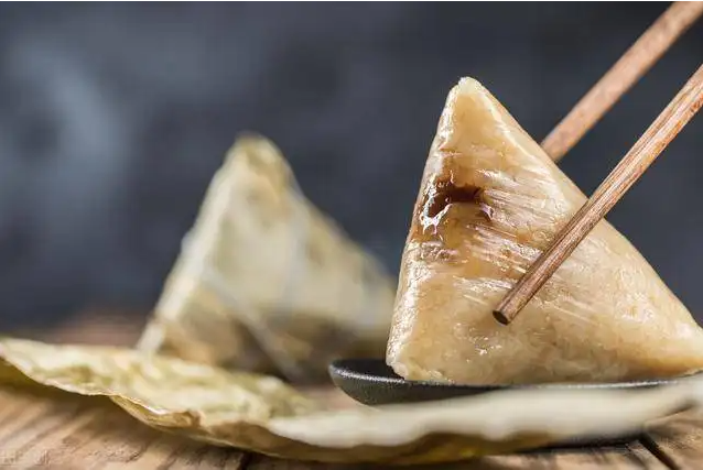 端午粽子香，精神記心膛