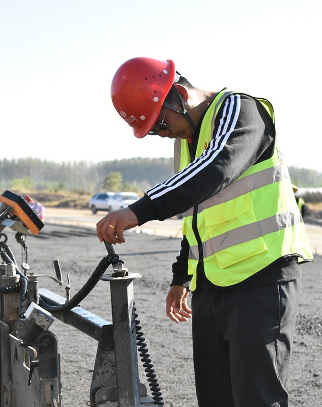 許超4_副本 許超4_副本