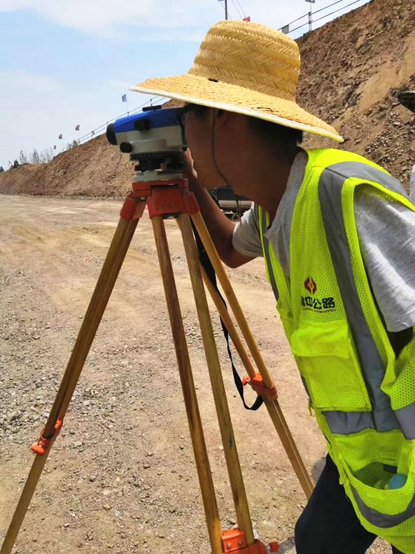 尋找最美公路人： 踏實(shí)進(jìn)取、努力奮進(jìn)的宋衍華