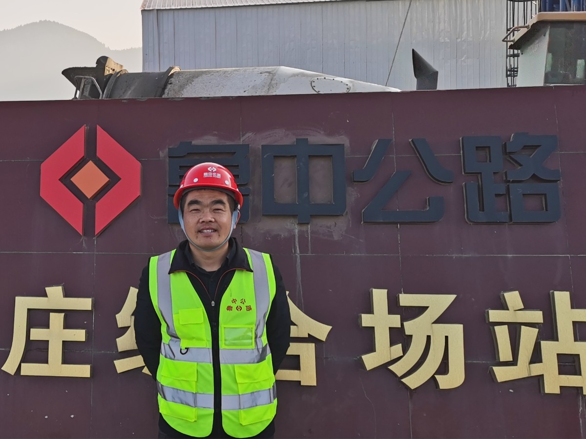 尋找最美公路人：踏踏實(shí)實(shí)做人、勤勤懇懇做事的董衛(wèi)