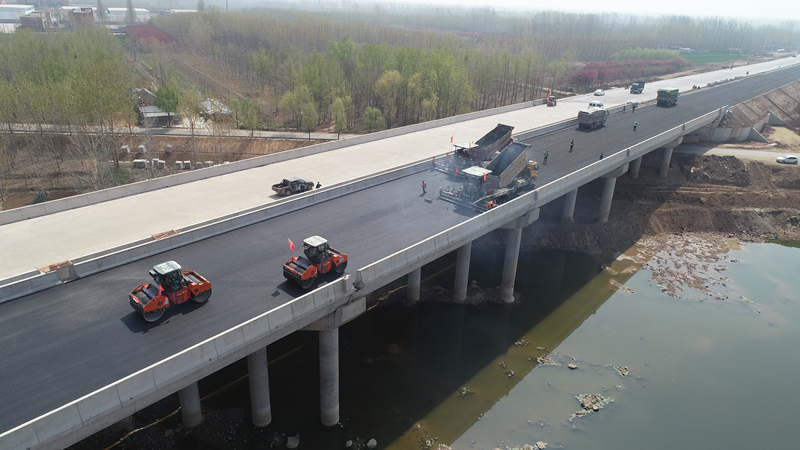 現(xiàn)場施工照片 (2)546w5Z_副本