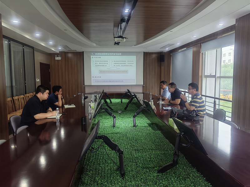 武漢理工大學(xué)劉剛院長(zhǎng)帶領(lǐng)專家學(xué)者團(tuán)蒞臨魯中公路開展調(diào)研交流