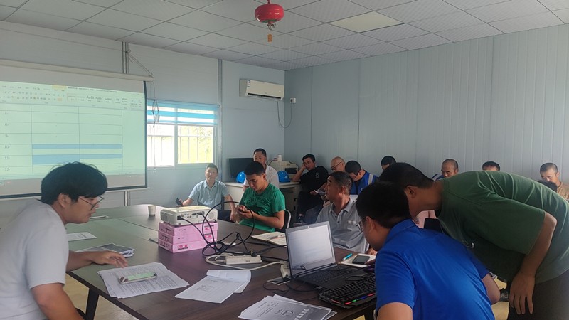 對施工隊(duì)伍進(jìn)行安全教育5a-55p_副本 對施工隊(duì)伍進(jìn)行安全教育5a-55p_副本