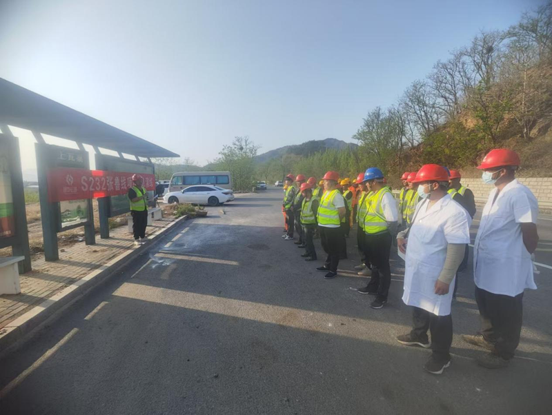 【一提三保】S232張魯線項(xiàng)目部開展交通事故應(yīng)急演練