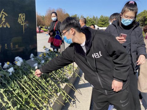 【抓作風(fēng) 創(chuàng)效益】第二工程公司組織開展“不忘初心、牢記使命”主題團(tuán)建活動