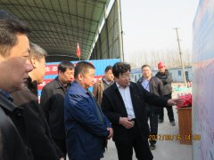 市紀委、市公路局領(lǐng)導(dǎo)視查S102濟青線公路建設(shè)情況