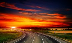 工作著，快樂著