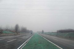 沂源縣人民路主車道順利完工