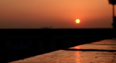 又見(jiàn)夕陽(yáng)