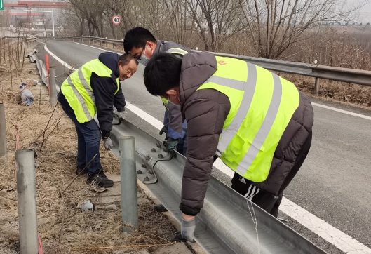 交安公司各項(xiàng)工作齊頭并進(jìn)