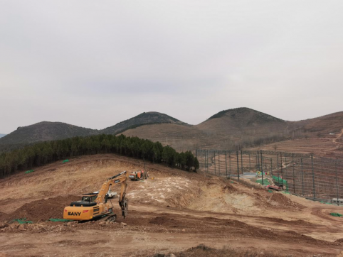 【臨臨風采】西里互通挖方段首次爆破施工順利完成